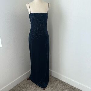 JS Boutique Blue Velvet Beaded Dress Size US 8